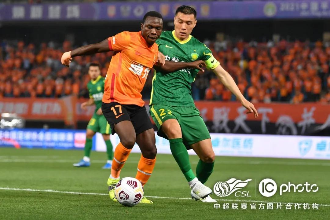 بثمباشرالأهليوالزمالككرةطائرةاليوممواجهةناريةفيالدوريالمصري