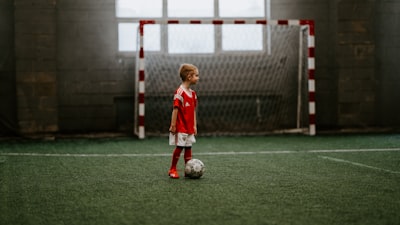 نتائج مباريات دوري الأبطال يوم أمسمفاجآت وأهداف مثيرة